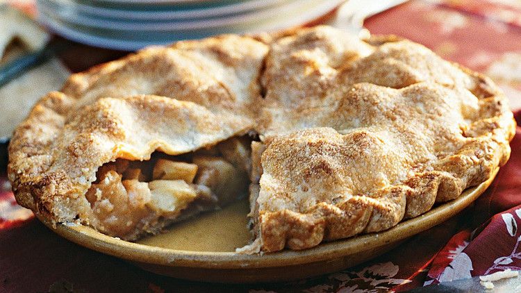 DIY Country Apple Pie Dessert l Homemade Recipes //homemaderecipes.com/course/desserts/14-homemade-apple-pie-recipes