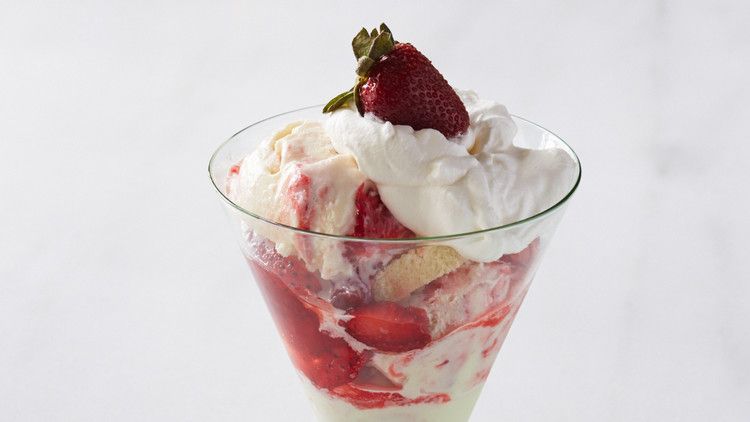 Strawberry-Shortcake Sundaes image